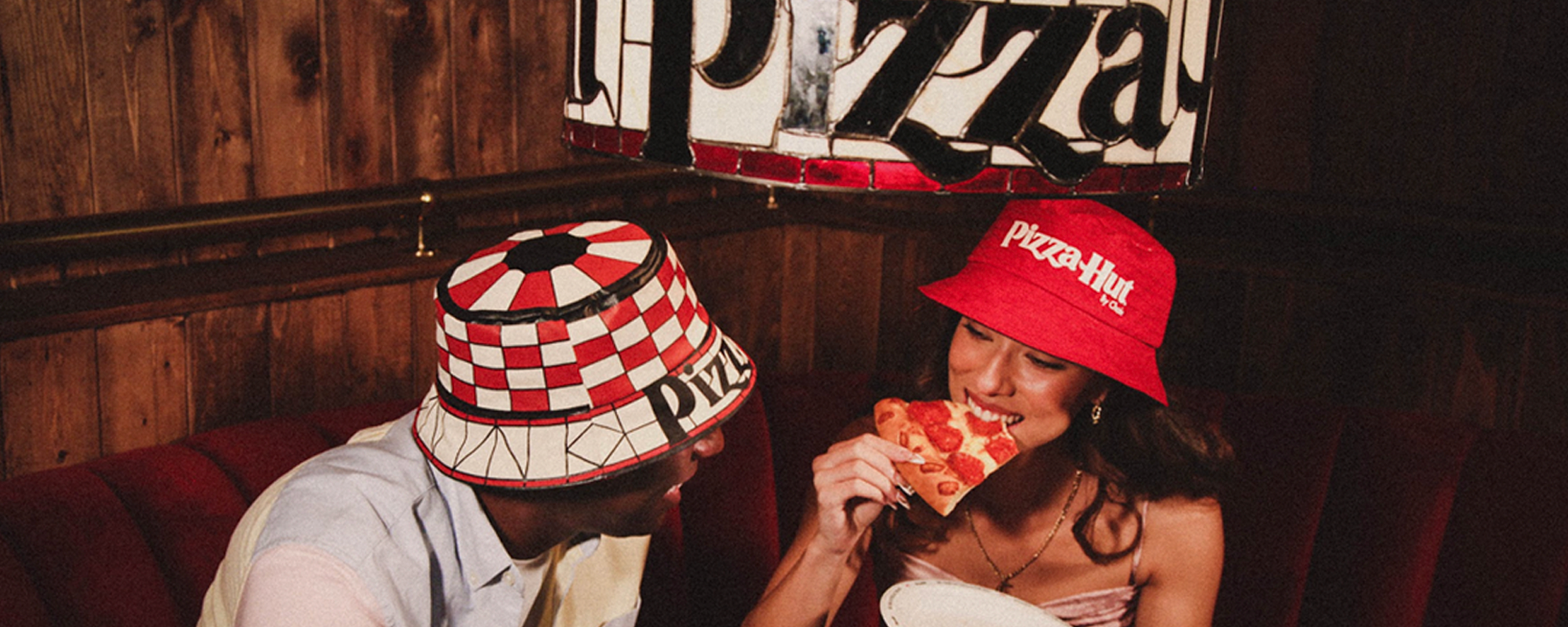Pizza Hut – Chain